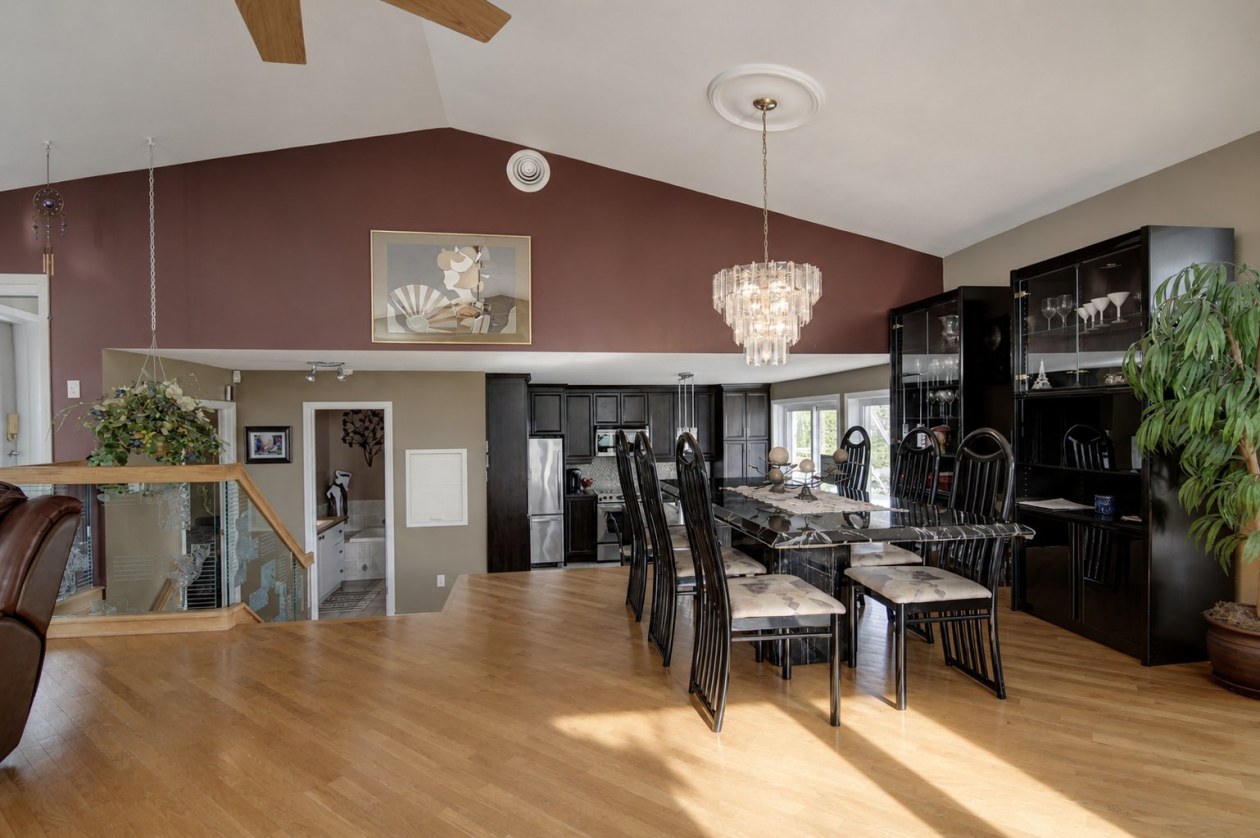 Salle à manger — 3 - 7, Rue du Cap, Saguenay (Chicoutimi), G7G3N5, Saguenay (Chicoutimi)