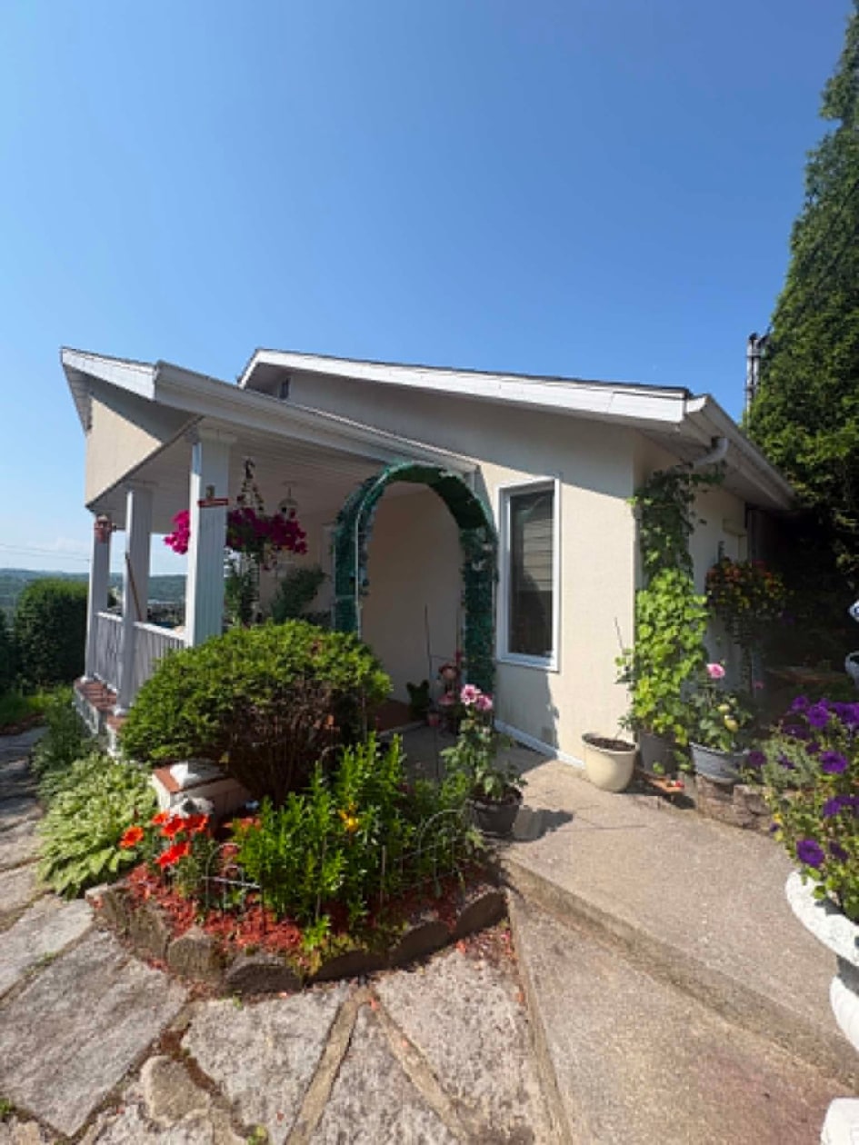 Entrée extérieure — 3 - 7, Rue du Cap, Saguenay (Chicoutimi), G7G3N5, Saguenay (Chicoutimi)