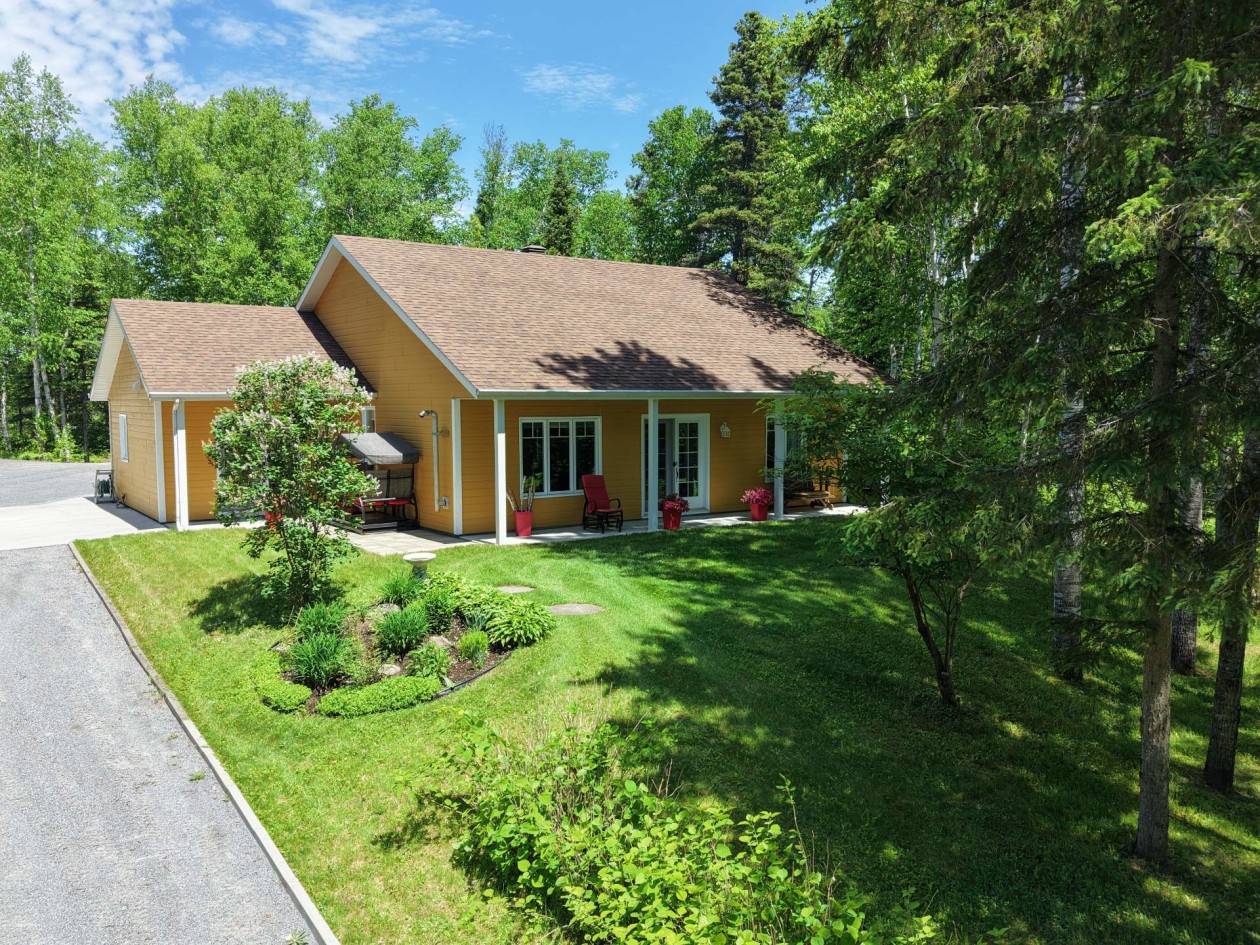 526, Ch. Champigny — photo 1
