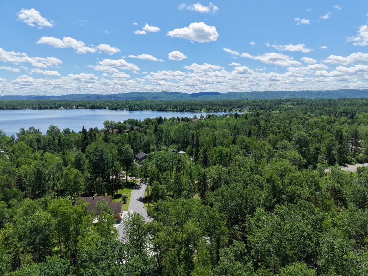 Photo aérienne — 526, Ch. Champigny, Larouche, G0W1Z0, Larouche