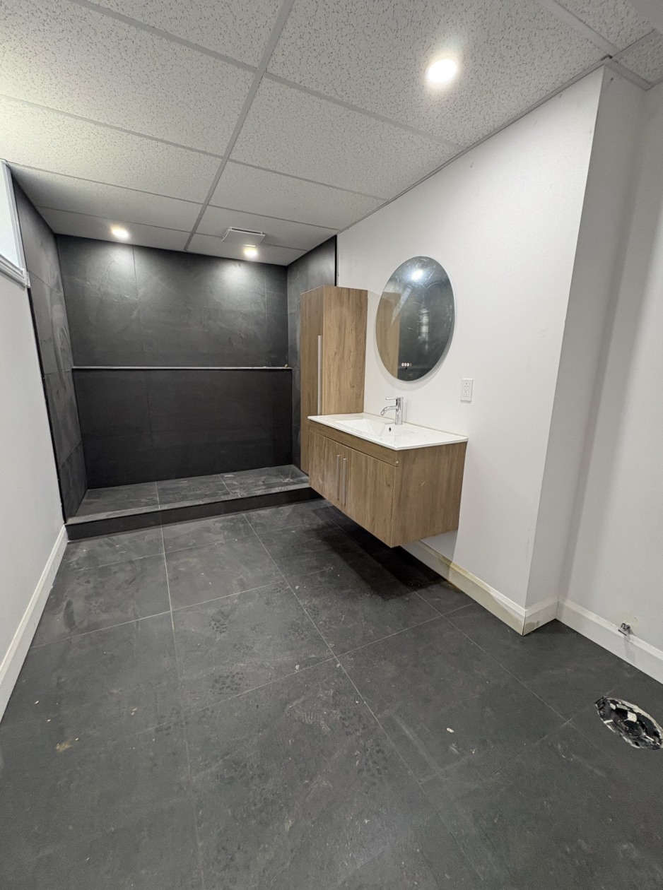 Salle de bains — 209, Rue Mézy, Saguenay (Chicoutimi), G7G1J6, Saguenay (Chicoutimi)
