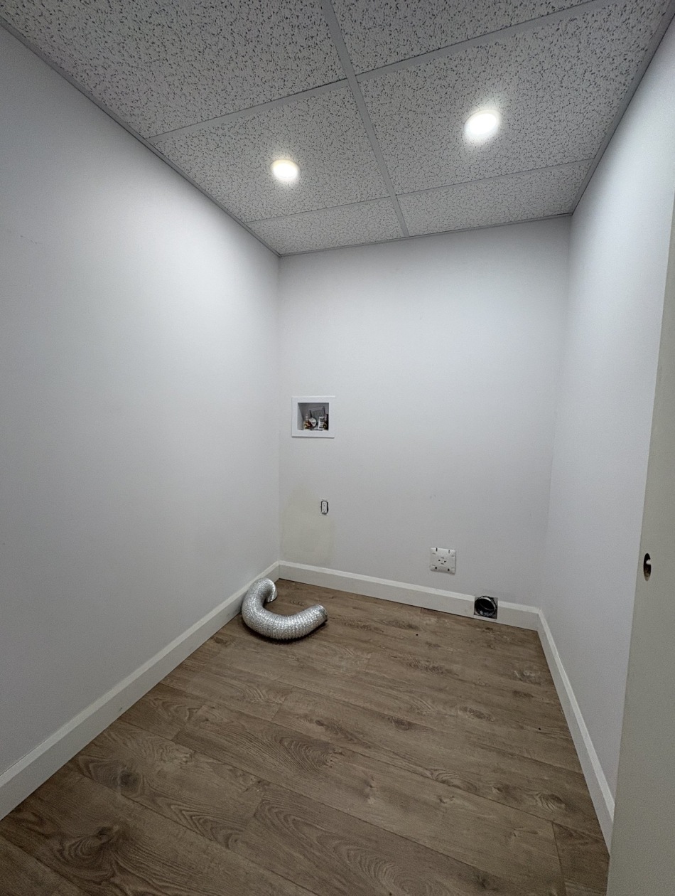Salle de lavage — 209, Rue Mézy, Saguenay (Chicoutimi), G7G1J6, Saguenay (Chicoutimi)