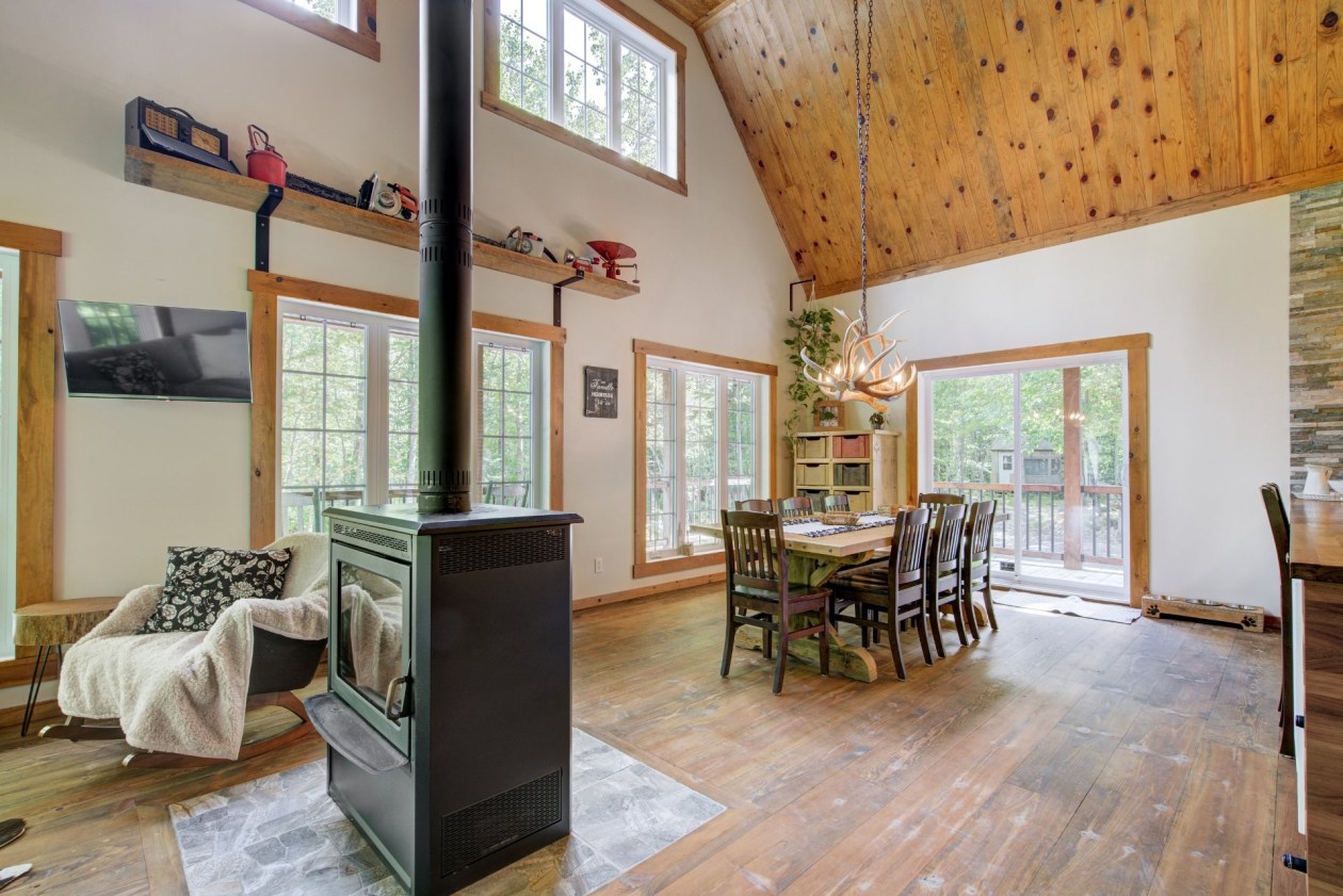 Salle à manger — 3, Ch. Wesley, Wentworth, J8H0H5, Wentworth
