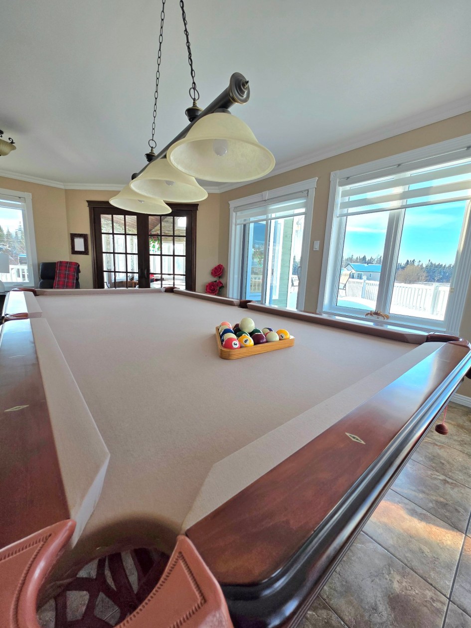 Salle familiale — 111, Route 132 E., Sainte-Luce, G0K1P0, Sainte-Luce