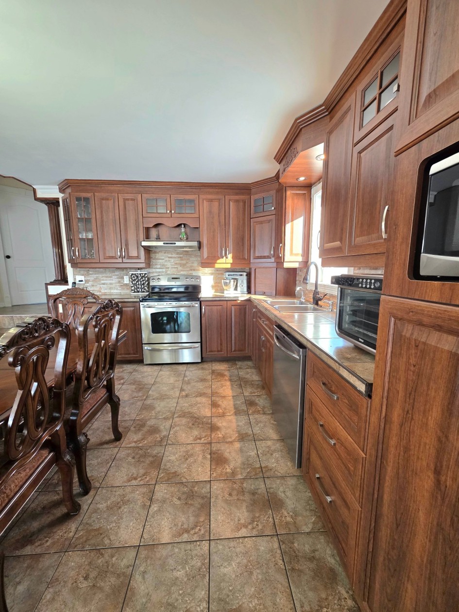 Photo 9 — 111, Route 132 E., Sainte-Luce, G0K1P0, Sainte-Luce