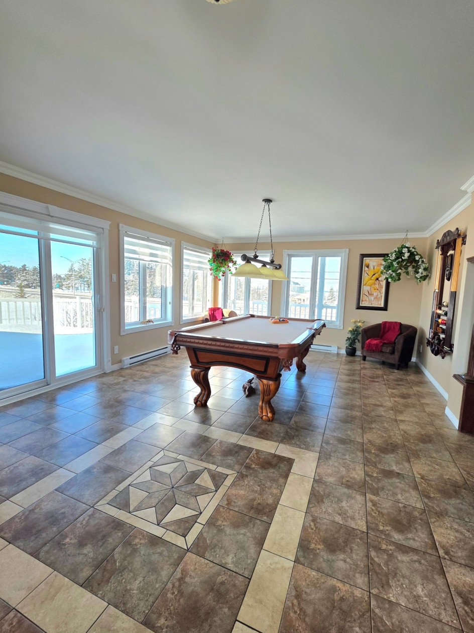Salle familiale — 111, Route 132 E., Sainte-Luce, G0K1P0, Sainte-Luce