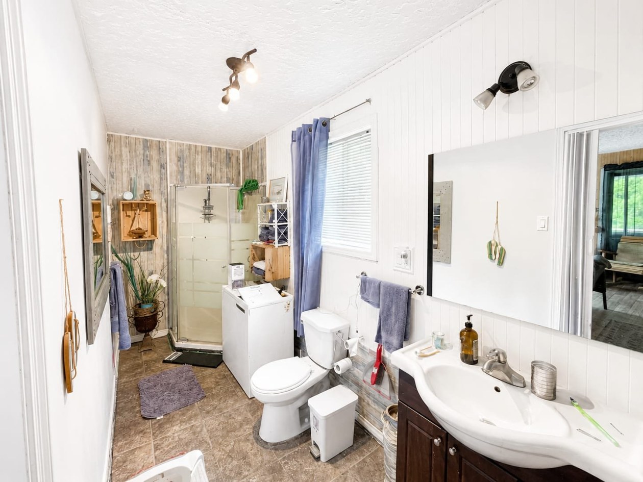Salle de bains — 2070, Ch. Dumont, Saguenay (Shipshaw), G7P1W1, Saguenay (Shipshaw)