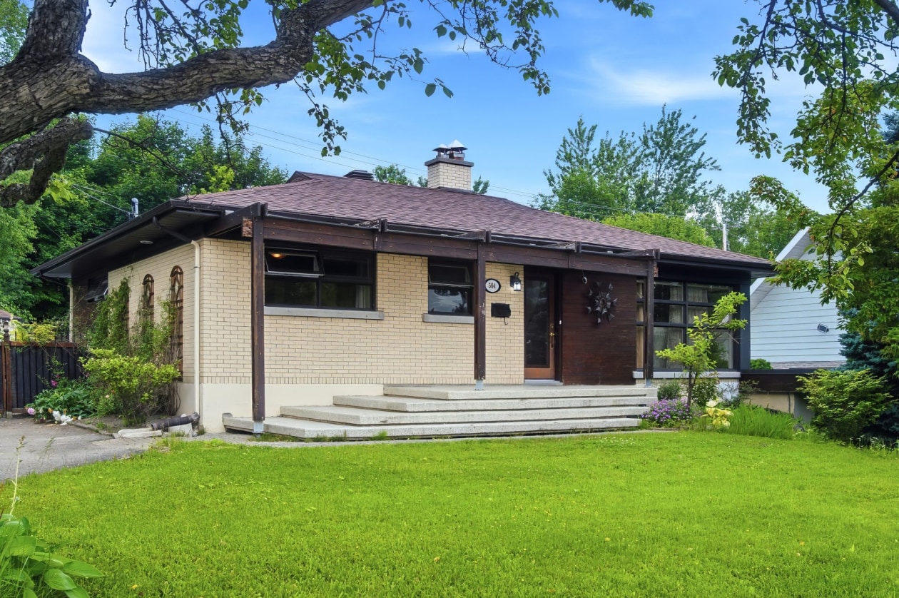Façade — 504, Boul. Talbot, Saguenay (Chicoutimi), G7H4A2, Saguenay (Chicoutimi)