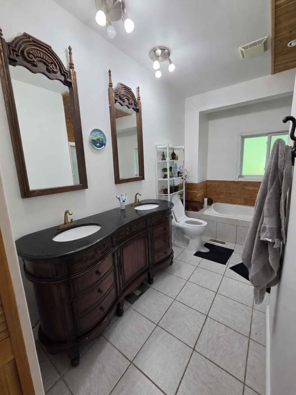 Photo 8 — 285 Rue de la Station, Saint-Adelphe-de-Champlain, G0X 2G0, Saint-Adelphe-de-Champlain