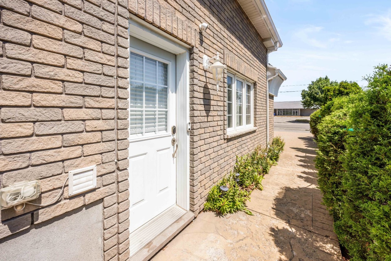 Façade — 1220, Mtée du Moulin, Laval (Saint-François), H7A2A3, Laval (Saint-François)