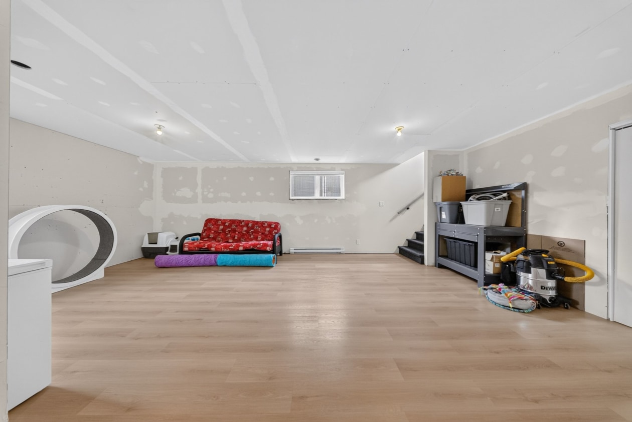 Salle familiale — 2315, Rue Offenbach, Drummondville, J2B1W6, Drummondville