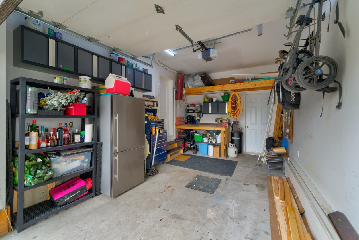 Garage — 141, Mtée des Trinitaires, Saint-Basile-le-Grand, J3N1T9, Saint-Basile-le-Grand