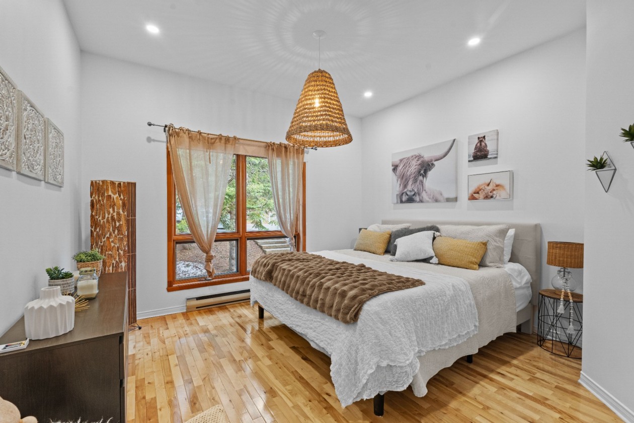 Chambre à coucher — 782, Rue Principale, 146, Saint-Sauveur, J0R1R2, Saint-Sauveur