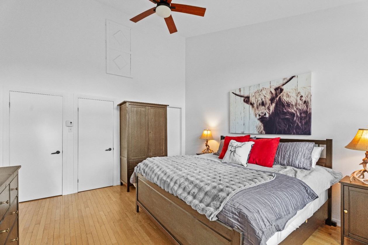 Chambre à coucher principale — 782, Rue Principale, 146, Saint-Sauveur, J0R1R2, Saint-Sauveur