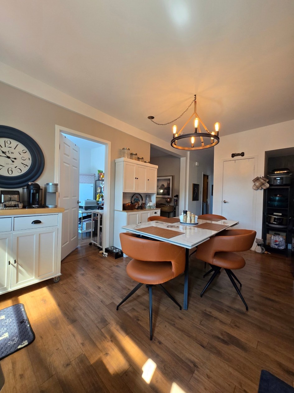 Salle à manger — 745, Boul. du St-Maurice, Trois-Rivières, G9A3P5, Trois-Rivières