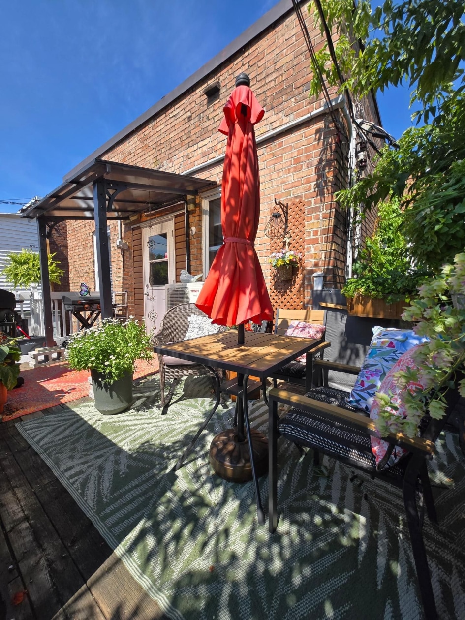 Terrasse — 745, Boul. du St-Maurice, Trois-Rivières, G9A3P5, Trois-Rivières