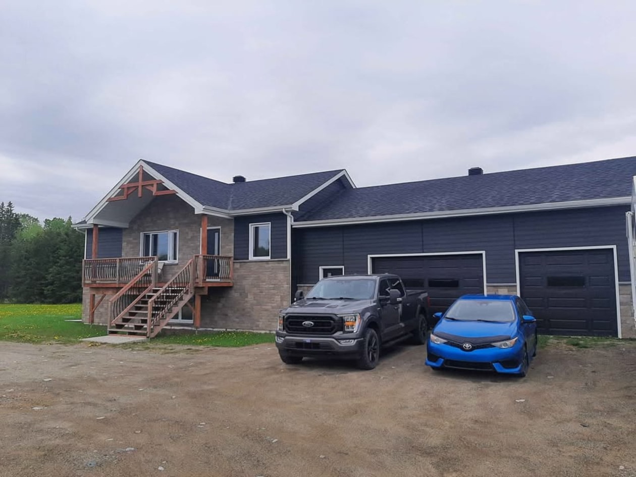 1075 Rte 101 — photo 1
