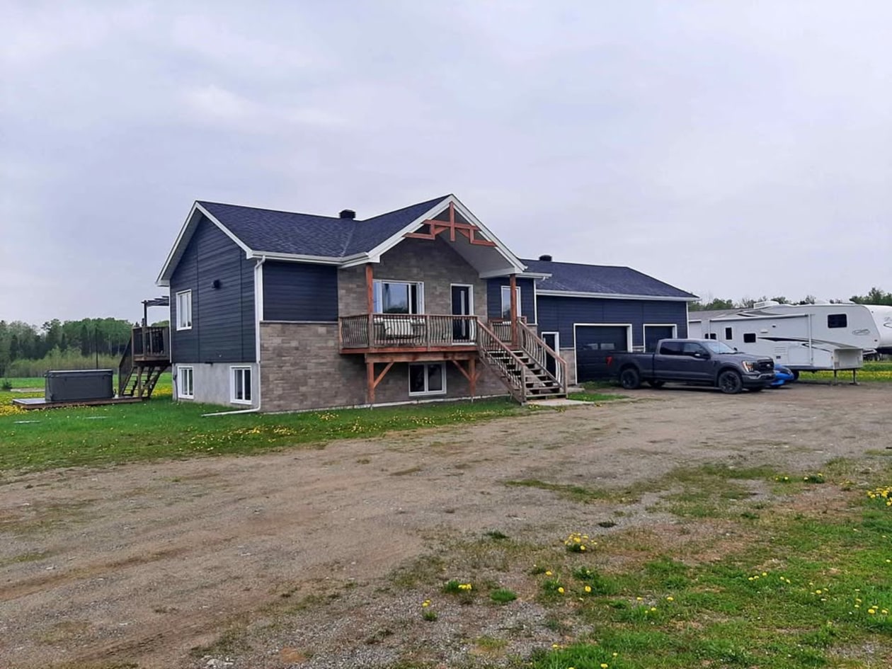 1075 Rte 101 — photo 2