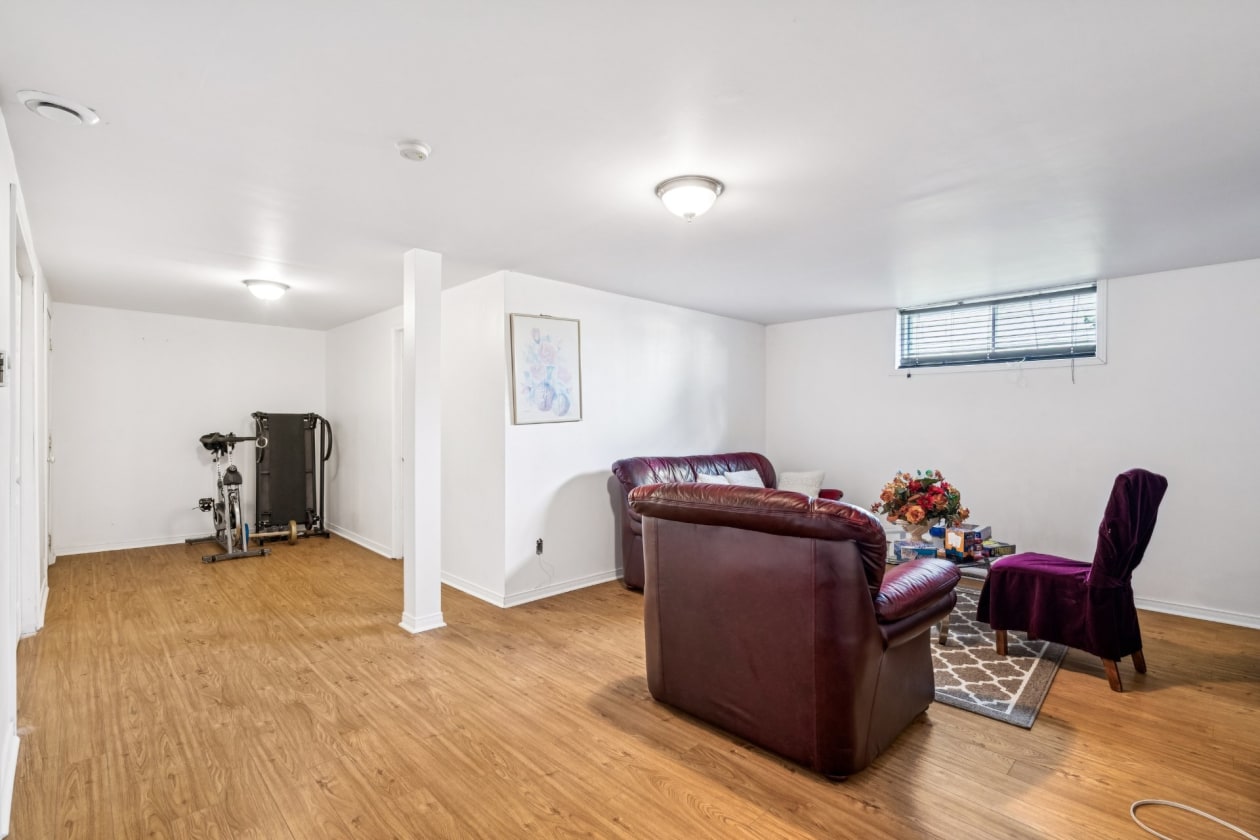 Salle familiale — 150, Rue Joseph-Lalumière, Châteauguay, J6J5Z1, Châteauguay