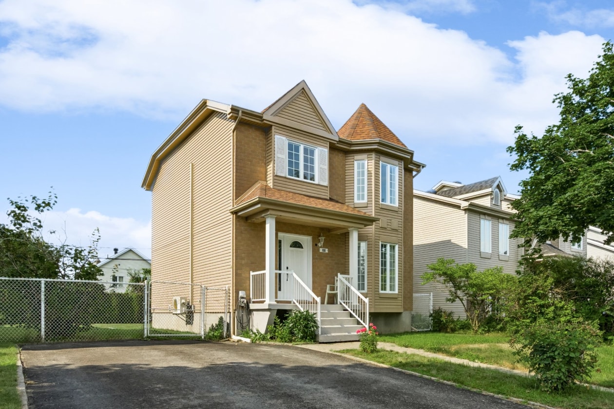 Façade — 150, Rue Joseph-Lalumière, Châteauguay, J6J5Z1, Châteauguay