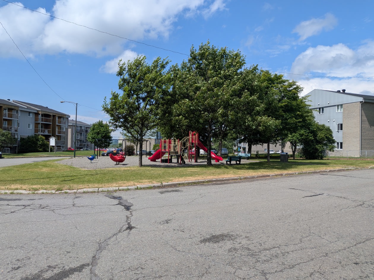 À proximité — 307-4310 Rue du Rapide, 307, Lévis, G6X 3S5, Lévis