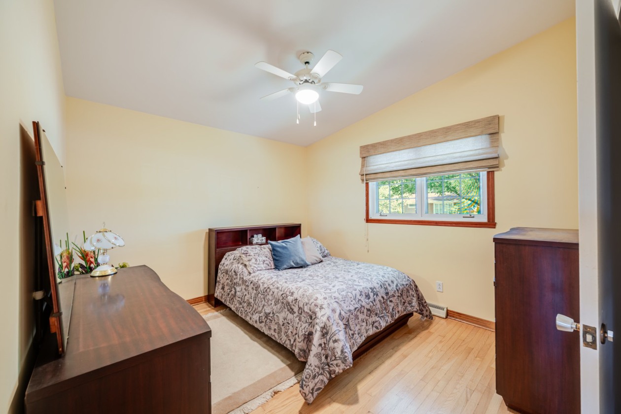 Chambre à coucher principale — 6030, Rue Arthur, Brossard, J4Z1E5, Brossard
