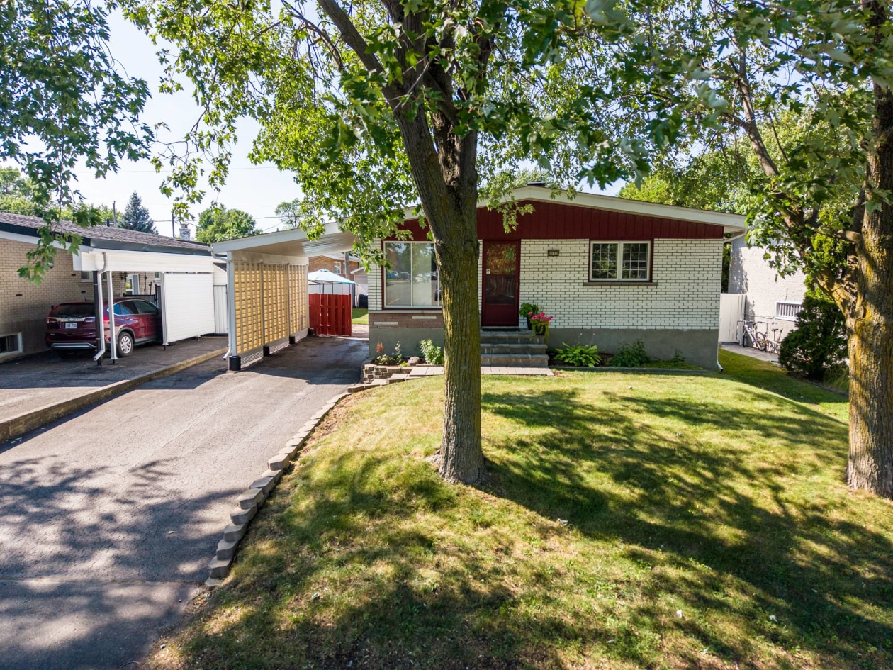 Façade — 6030, Rue Arthur, Brossard, J4Z1E5, Brossard