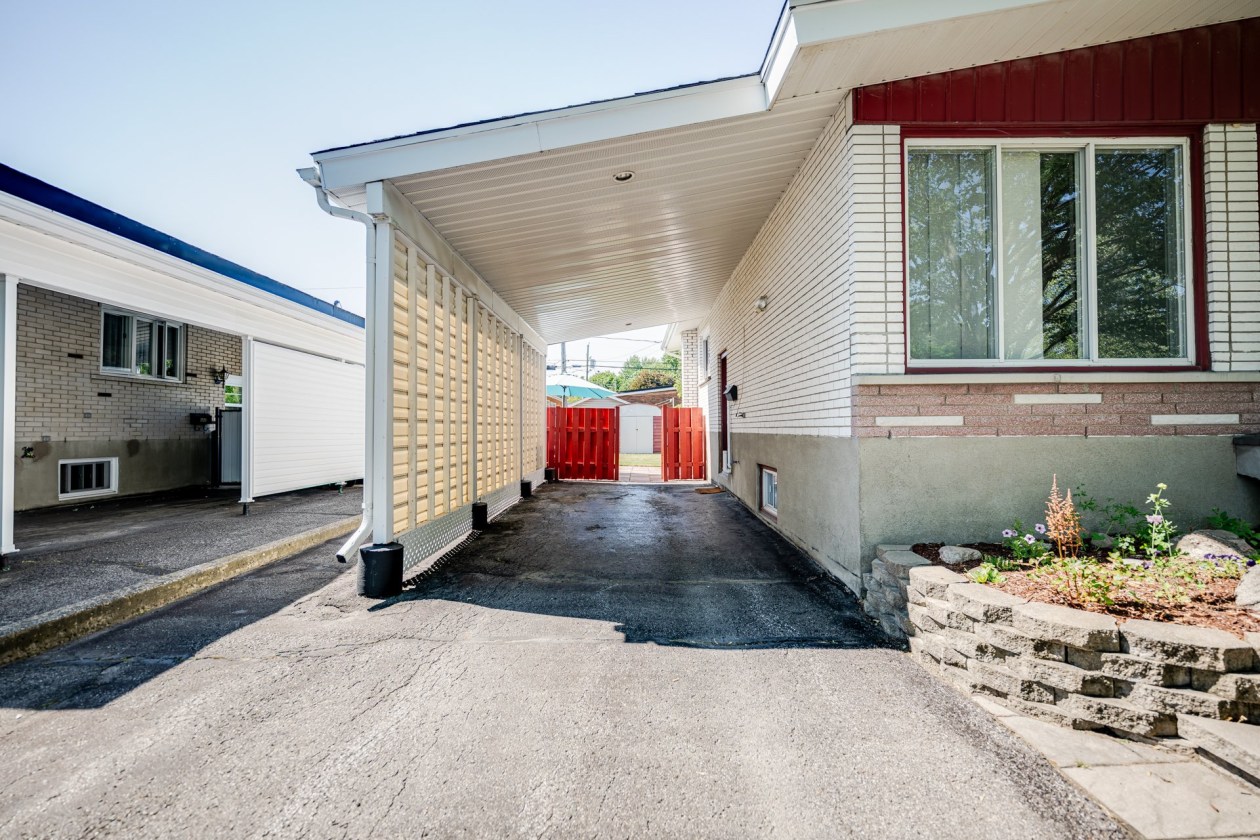Façade — 6030, Rue Arthur, Brossard, J4Z1E5, Brossard