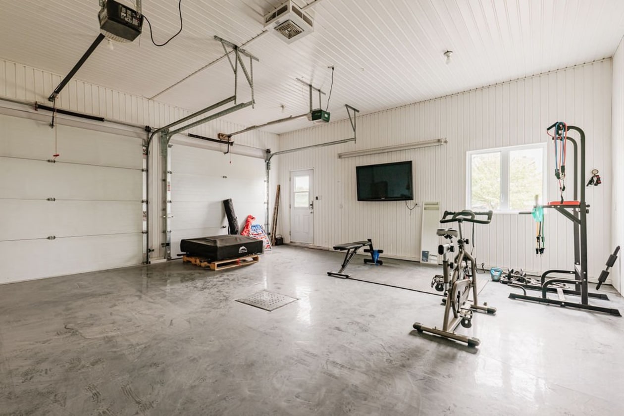 Garage — 158, Rue Girard, Saint-Gédéon, G0W2P0, Saint-Gédéon