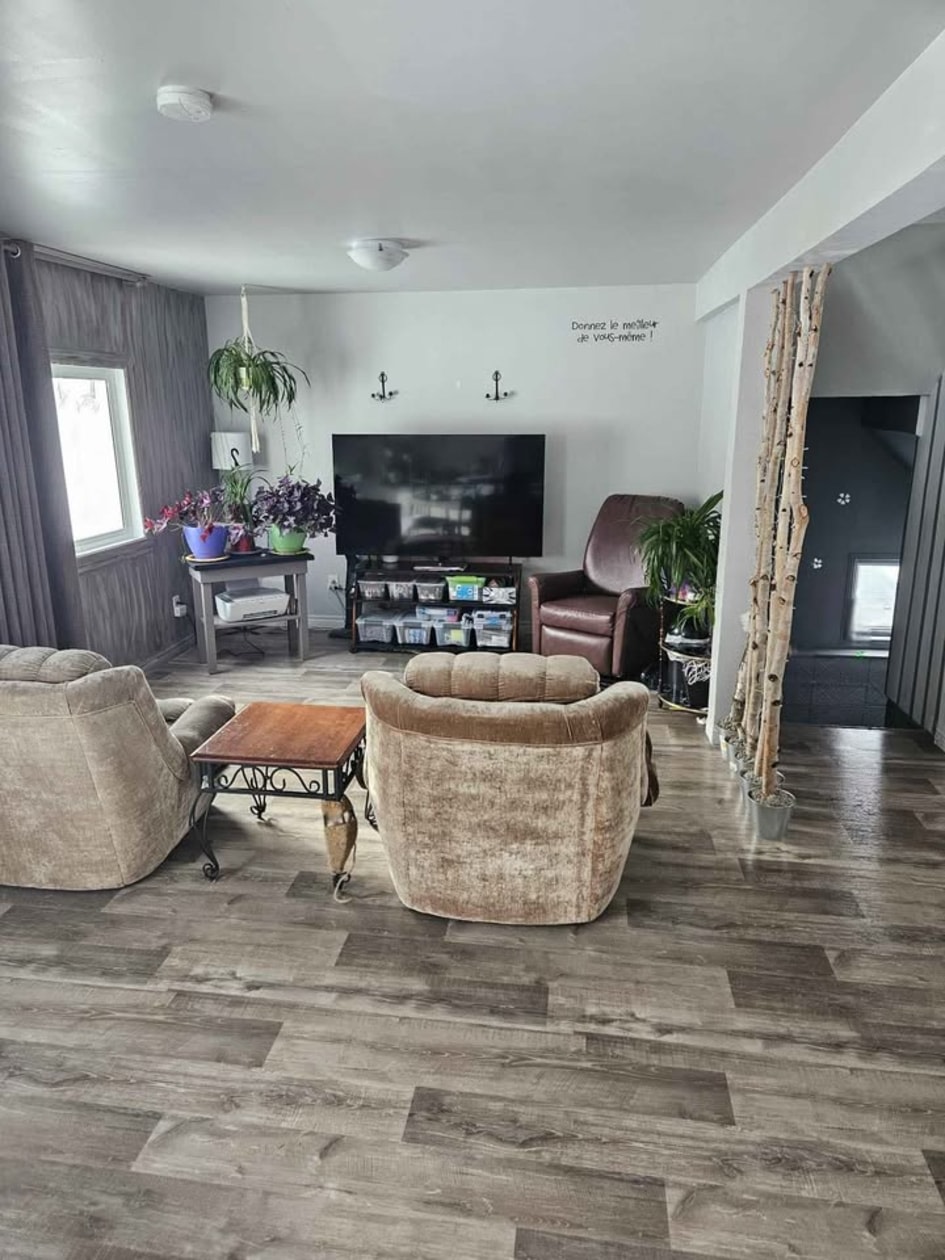 Photo 4 — 625 Av Curé-Allard, Murdochville, G0E 1W0, Murdochville