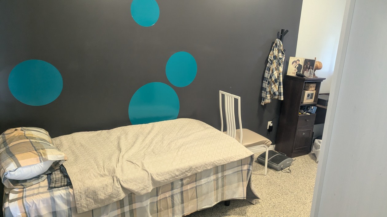 Chambre à coucher — 712 Av Létourneau, Amos