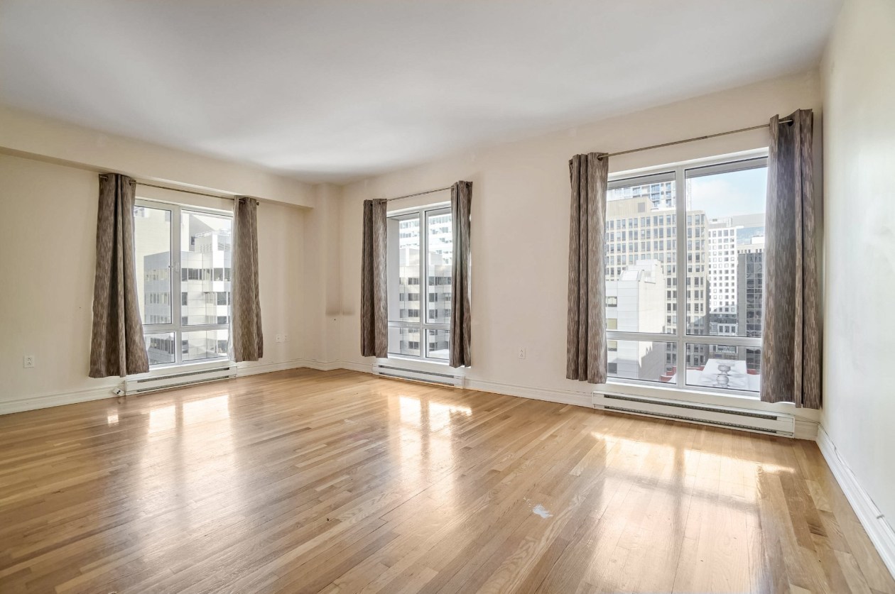 Salon — 2000, Rue Drummond, 807, Montréal (Ville-Marie), H3G2X1, Montréal (Ville-Marie)