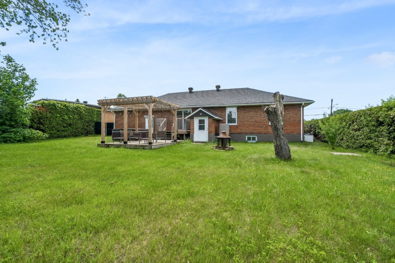 Cour — 831, Rue Perreault, Contrecoeur, J0L1C0, Contrecoeur