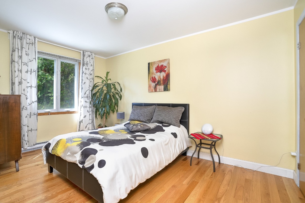 Chambre à coucher — 1300 - 1302, Rue Couvrette, Montréal (Saint-Laurent), H4L4T5, Montréal (Saint-Laurent)
