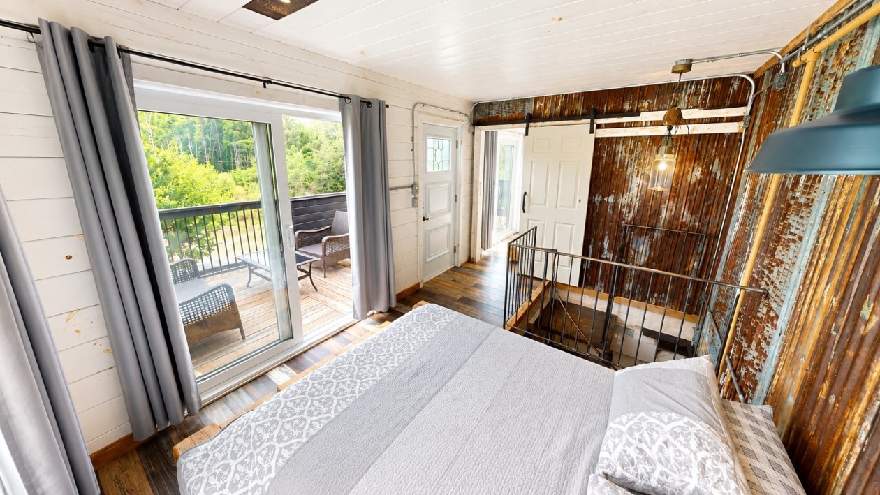 Chambre à coucher principale — 119, Ch. des Boisés, L'Anse-Saint-Jean, G0V1J0, L'Anse-Saint-Jean