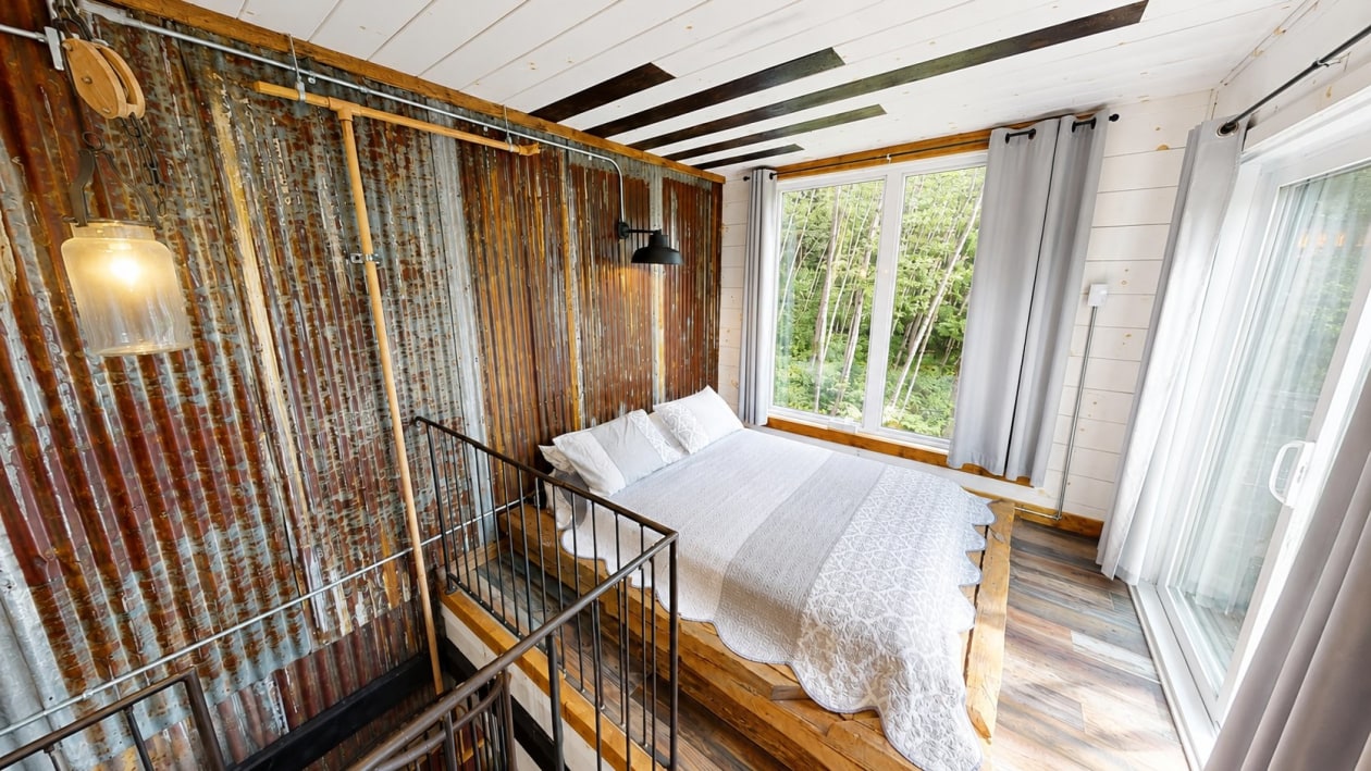 Chambre à coucher principale — 119, Ch. des Boisés, L'Anse-Saint-Jean, G0V1J0, L'Anse-Saint-Jean