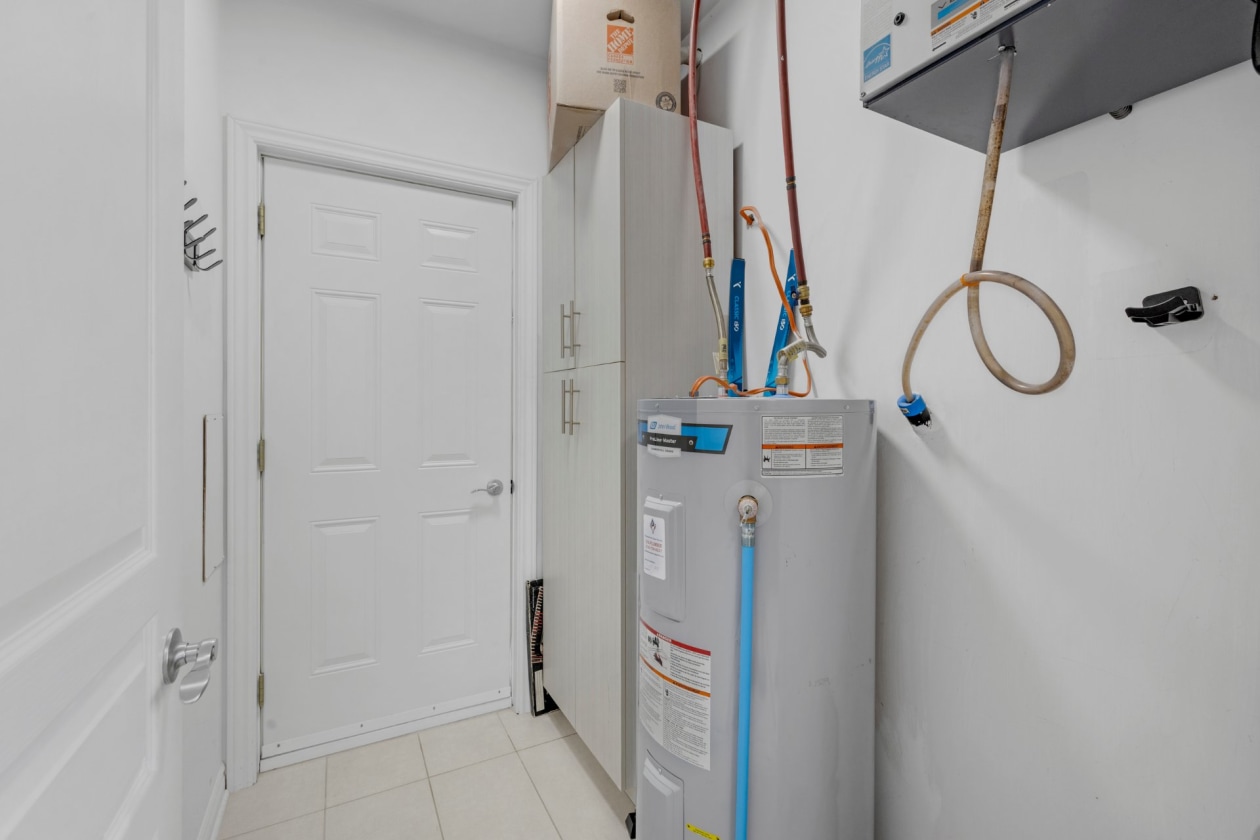 Rangement — 3488, Rue des Fadets, Longueuil (Saint-Hubert), J3Y0H3, Longueuil (Saint-Hubert)