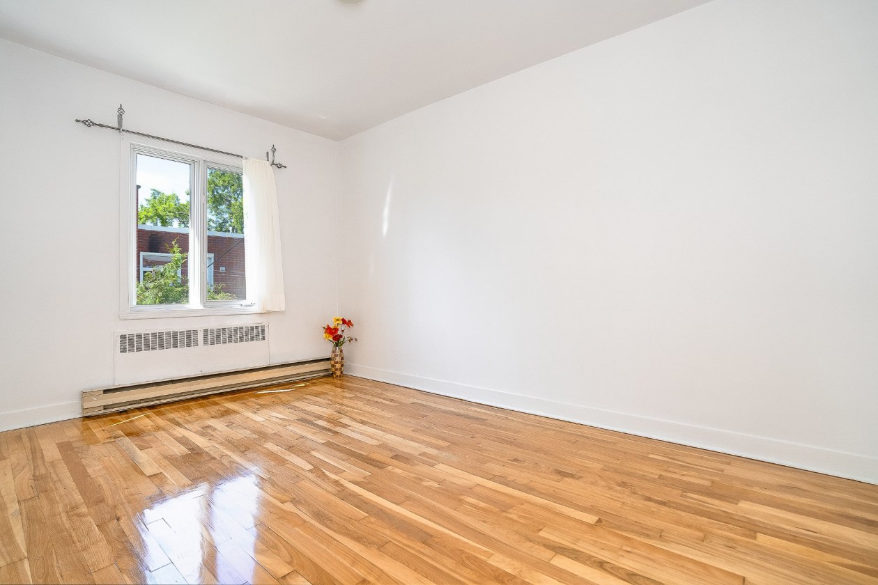Chambre à coucher — 1300 - 1302, Rue Couvrette, Montréal (Saint-Laurent), H4L4T5, Montréal (Saint-Laurent)