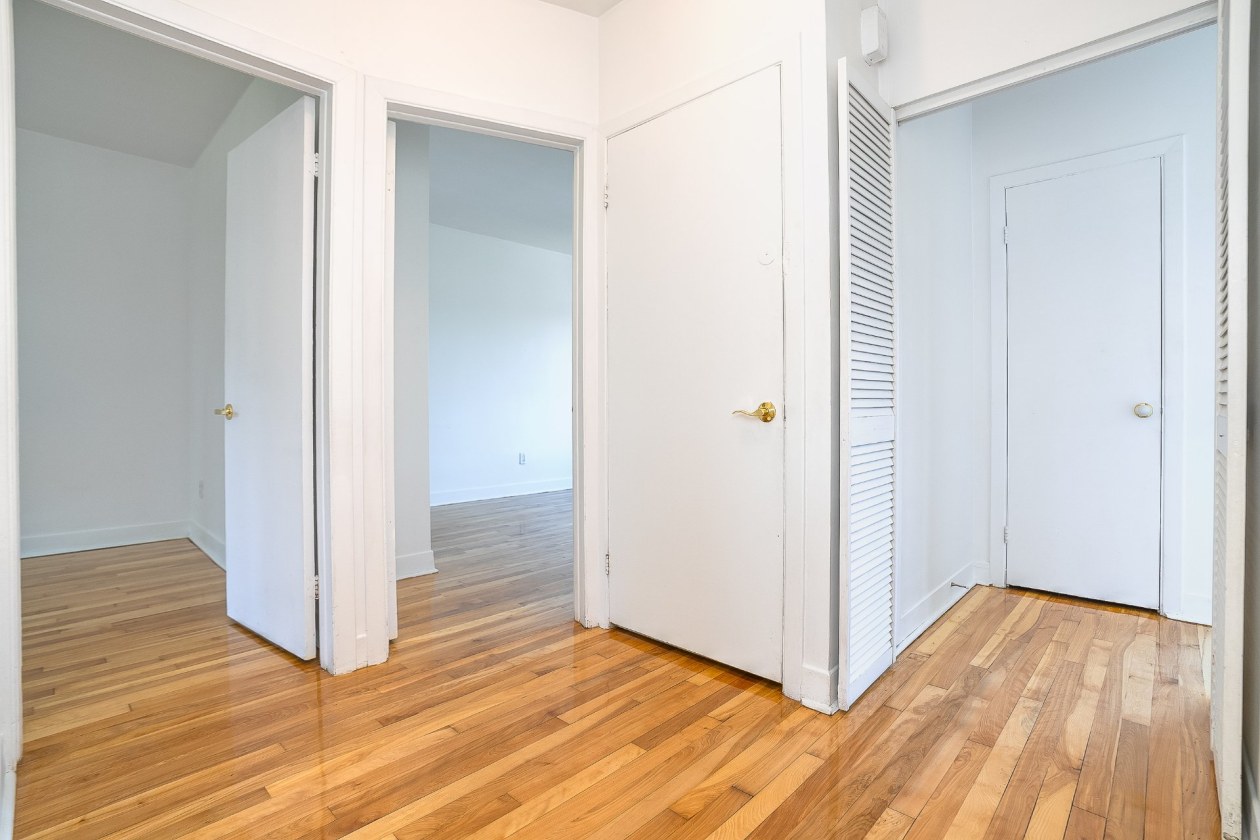 Corridor — 1300 - 1302, Rue Couvrette, Montréal (Saint-Laurent), H4L4T5, Montréal (Saint-Laurent)