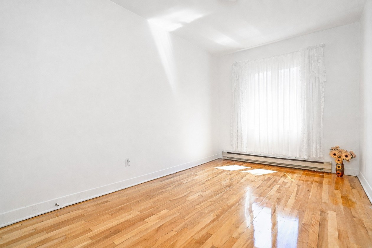 Chambre à coucher — 1300 - 1302, Rue Couvrette, Montréal (Saint-Laurent), H4L4T5, Montréal (Saint-Laurent)