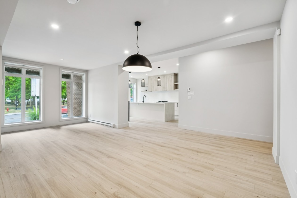 Salle à manger — 3090 - 3100, Boul. St-Joseph, Montréal (Lachine), H8S2P4, Montréal (Lachine)