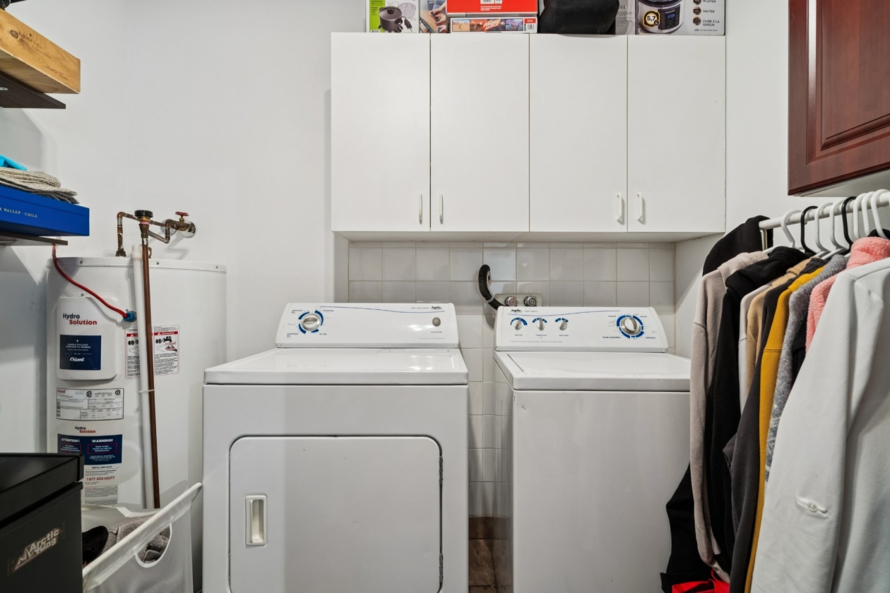 Salle de lavage — 11, 65e Avenue, A, Montréal (LaSalle), H8P3E3, Montréal (LaSalle)