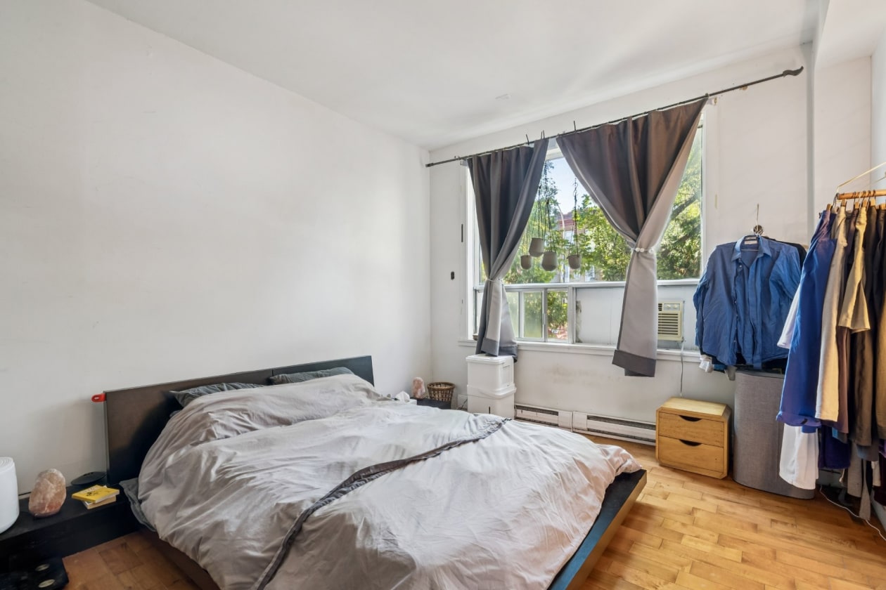 Chambre à coucher — 6607 - 6611, Rue St-Denis, Montréal (Rosemont/La Petite-Patrie), H2S2S1, Montréal (Rosemont/La Petite-Patrie)