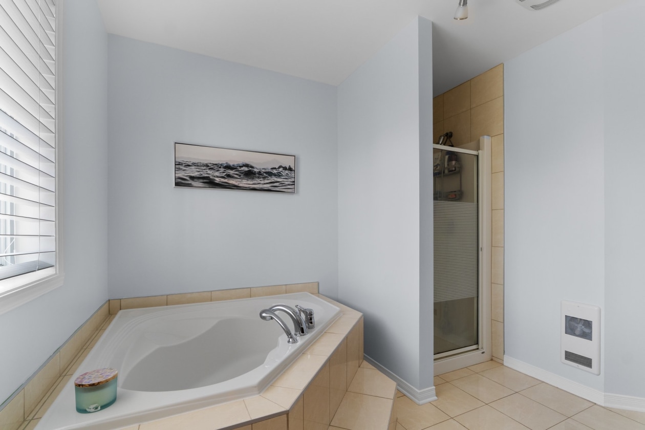 Salle de bains — 4059, Rue Aubert, Laval (Fabreville), H7R0B4, Laval (Fabreville)