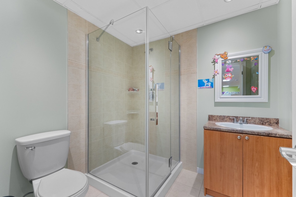Salle de bains — 4059, Rue Aubert, Laval (Fabreville), H7R0B4, Laval (Fabreville)