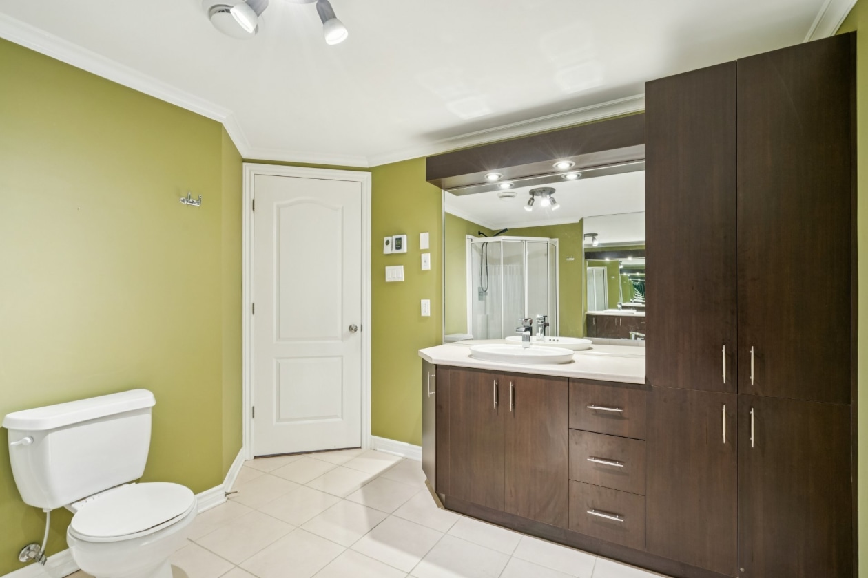 Salle de bains — 120, Rue du Sanctuaire, 4, Sainte-Julie, J3E0B4, Sainte-Julie