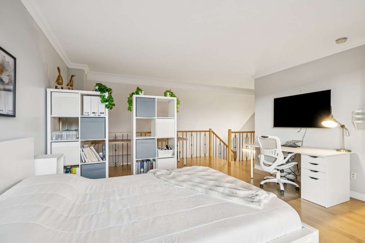 Mezzanine — 120, Rue du Sanctuaire, 4, Sainte-Julie, J3E0B4, Sainte-Julie