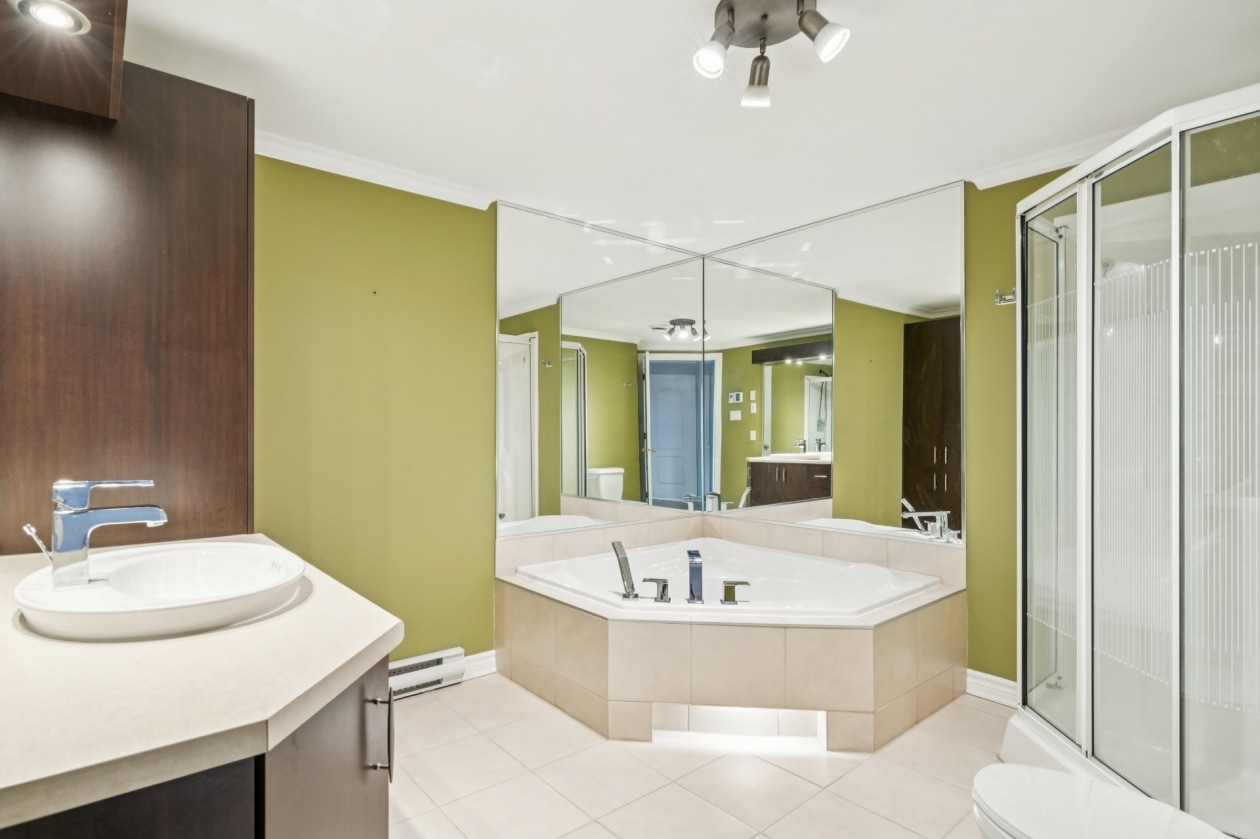 Salle de bains — 120, Rue du Sanctuaire, 4, Sainte-Julie, J3E0B4, Sainte-Julie