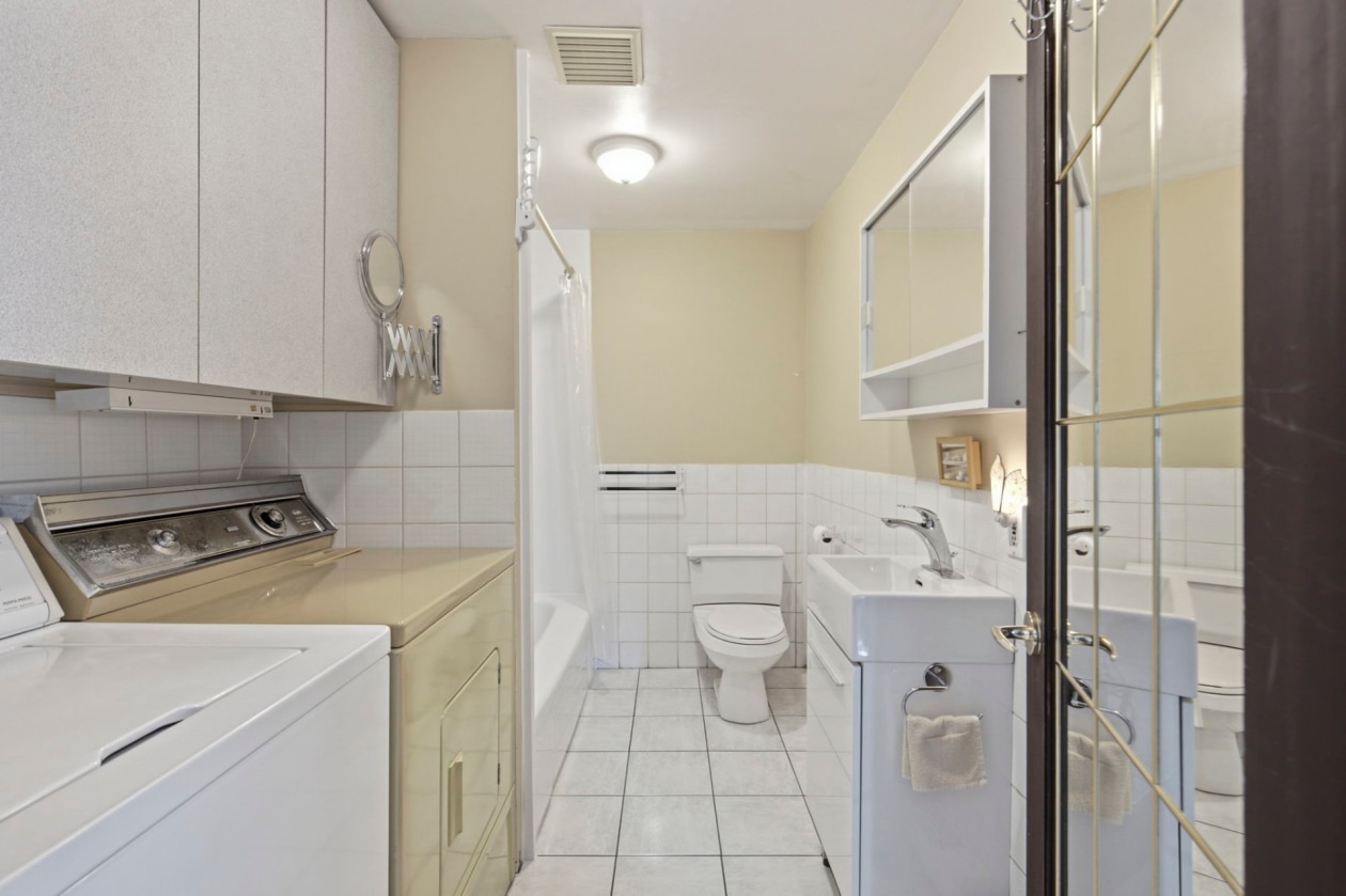 Salle de bains — 3019, Rue Paul-Pau, Montréal (Mercier/Hochelaga-Maisonneuve), H1L4M2, Montréal (Mercier/Hochelaga-Maisonneuve)