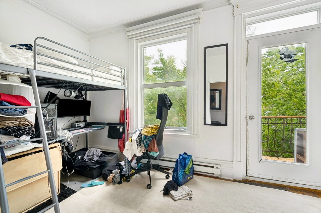 Chambre à coucher — 1821 - 1825, Rue Marie-Anne E., Montréal (Le Plateau-Mont-Royal), H2H1M2, Montréal (Le Plateau-Mont-Royal)